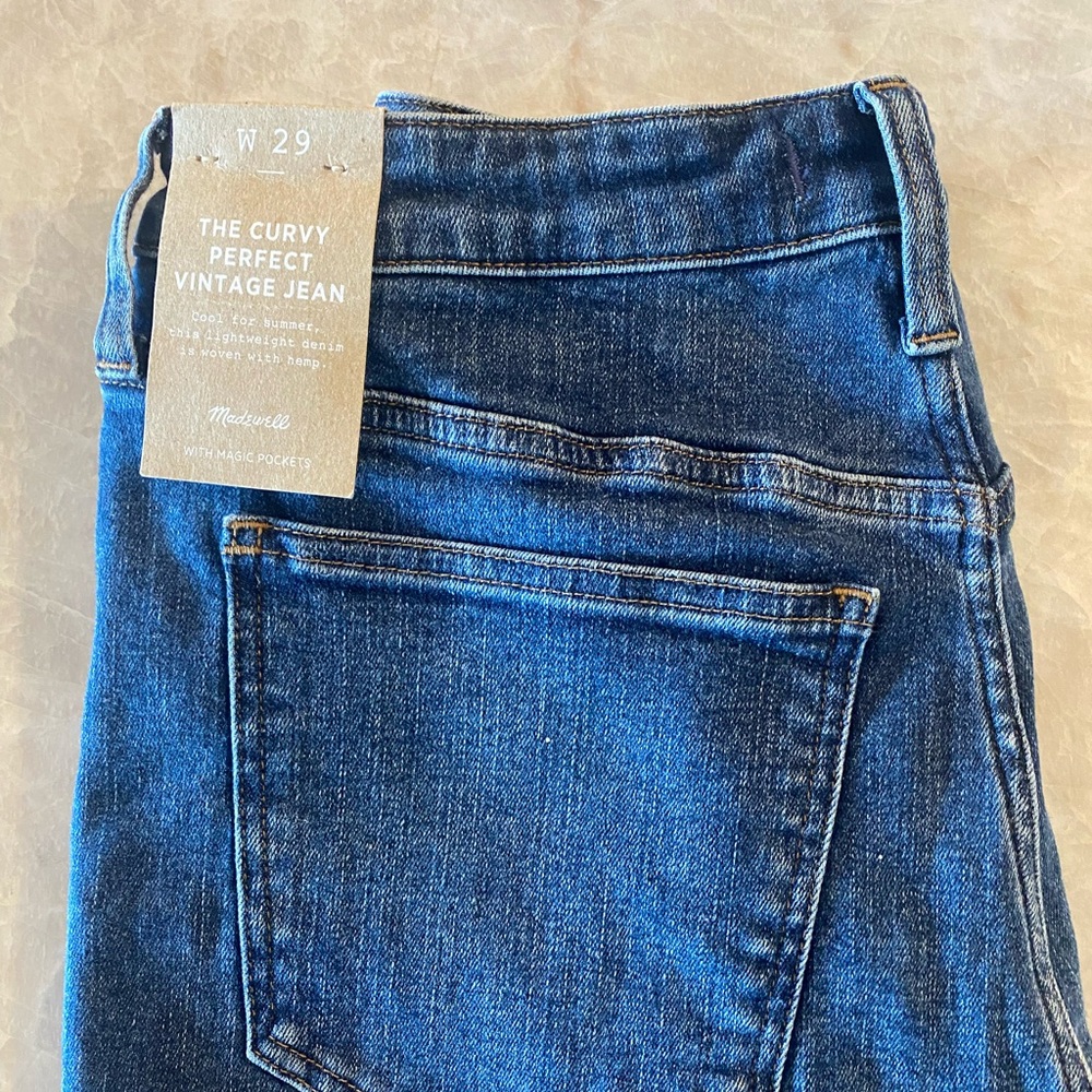 NWT Madewell Curvy Perfect Vintage Jean